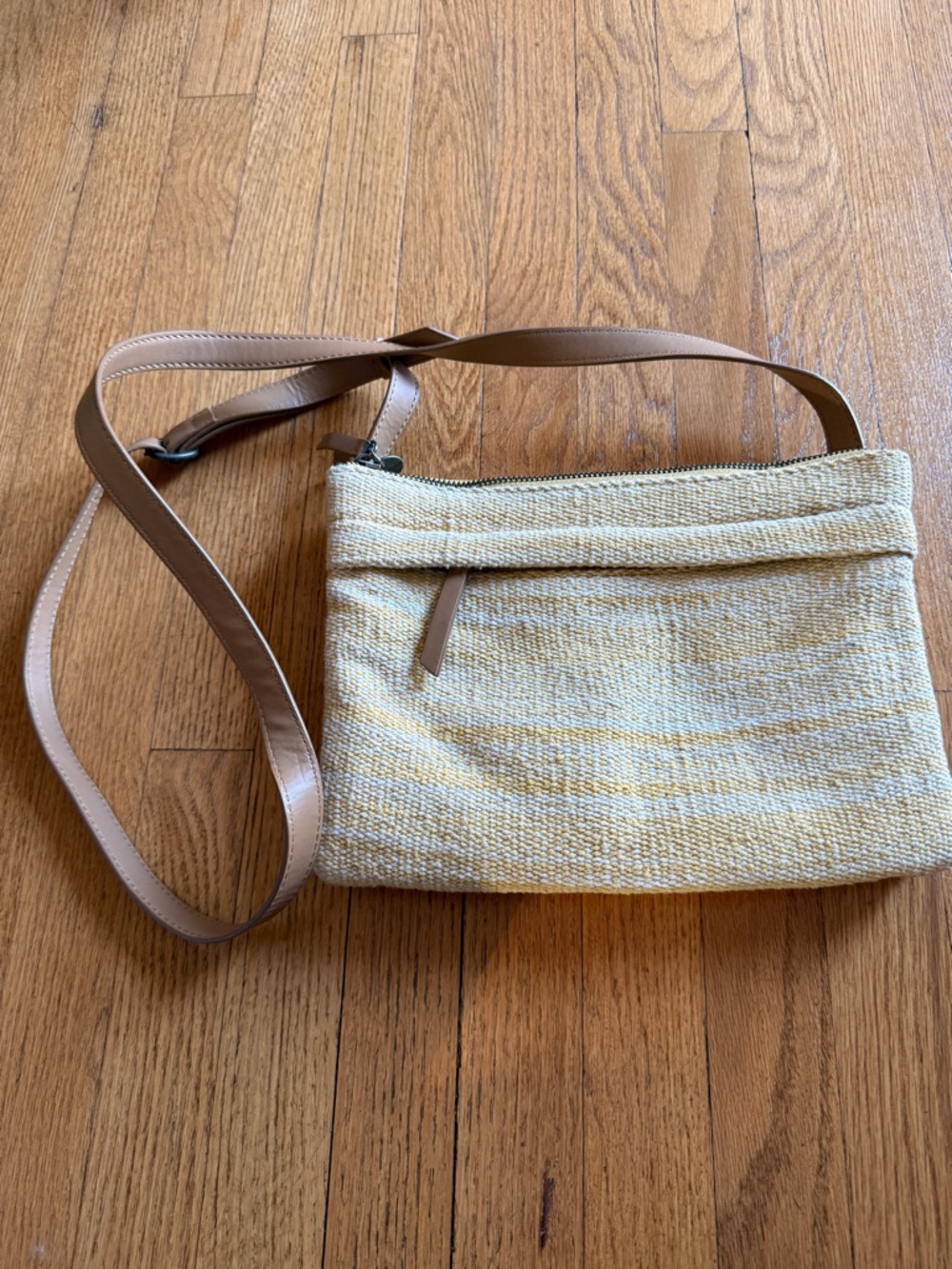 Lucky Brand Yellow Purse White Crossbody